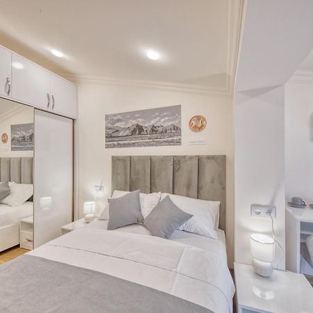 Maison Heritage Hotel エレバン エクステリア 写真